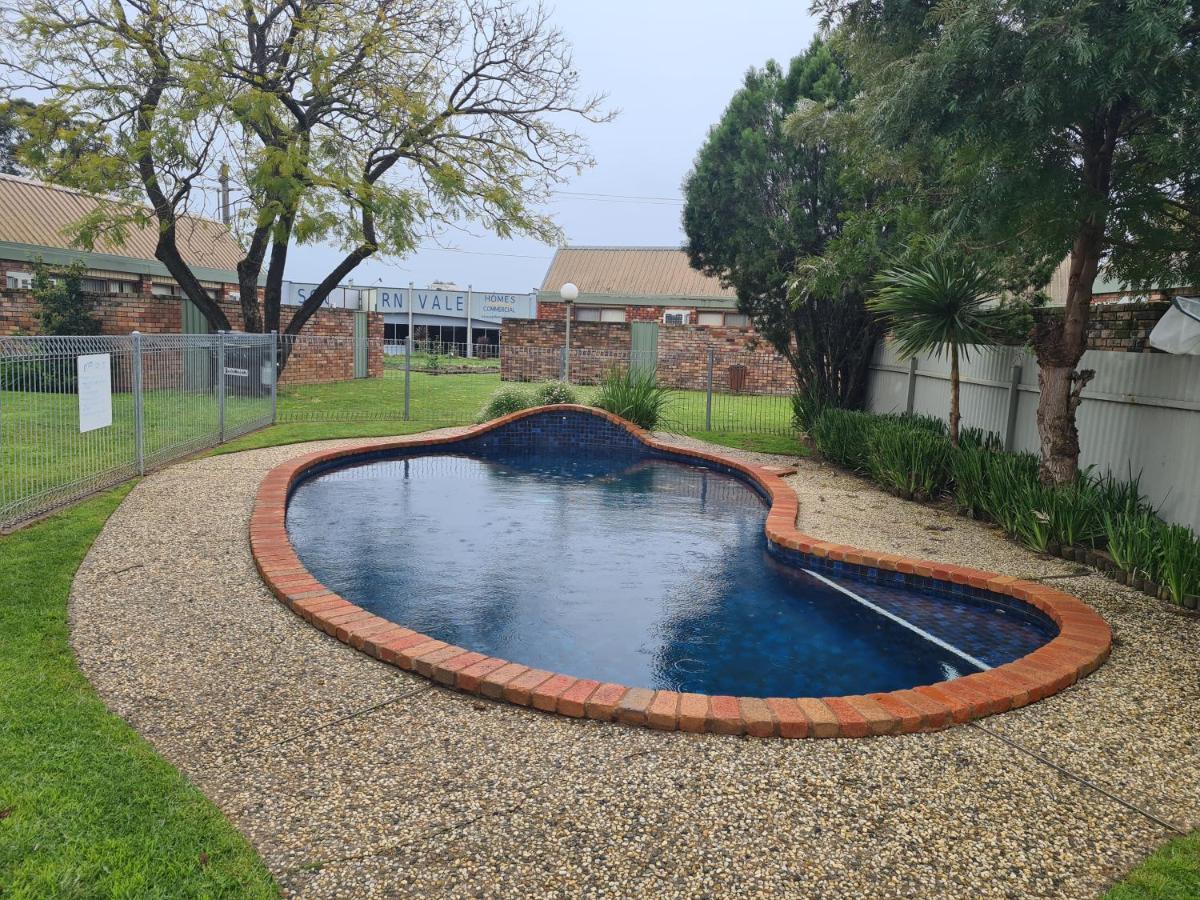 Belvoir Village & Wodonga